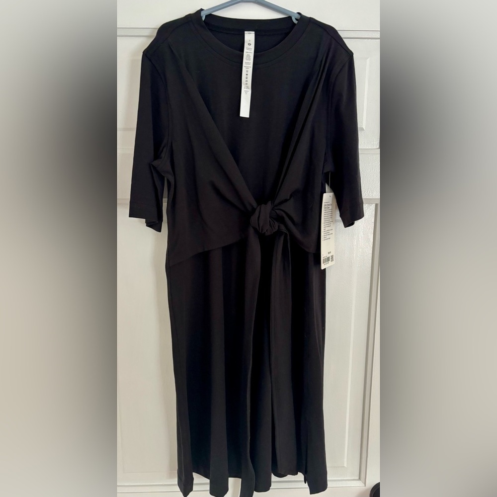 NWT Lululemon Black Wrap Dress Size 2 | Sleeveless Mini - Picture 3 of 6